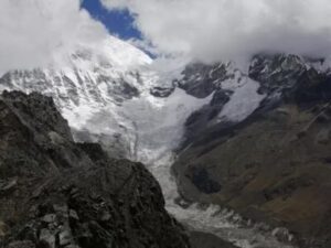 Ayacucho se queda sin glaciares, símbolo de la crisis climática:65% de cuencas peruanas presentan pérdidas en su superficie de agua en los últimos 40 años